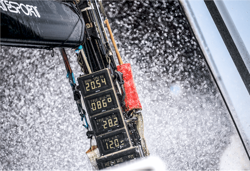 Mast instruments displays while sailing fast.